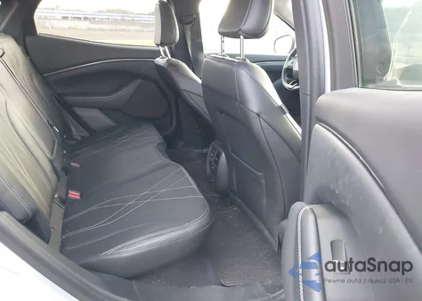 2022 Ford Mustang Mach-E Select z USA, uszkodzony, nr VIN 3FMTK1SS7NMA18586